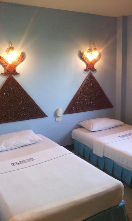 P.N. Guesthouse Krabi town Dış mekan fotoğraf