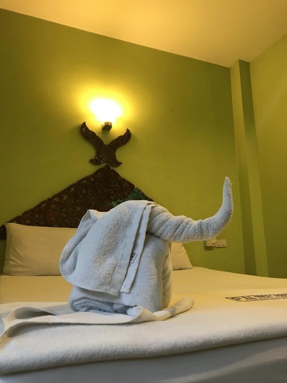 P.N. Guesthouse Krabi town Dış mekan fotoğraf