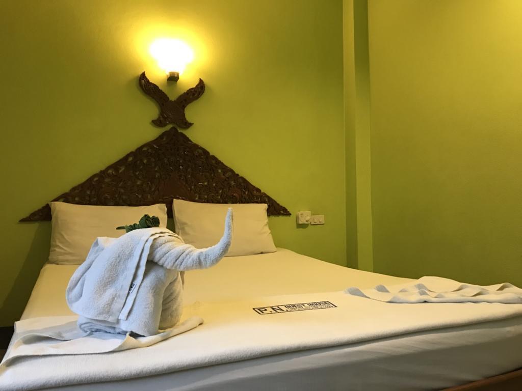 P.N. Guesthouse Krabi town Dış mekan fotoğraf