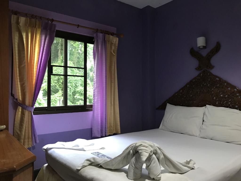 P.N. Guesthouse Krabi town Dış mekan fotoğraf